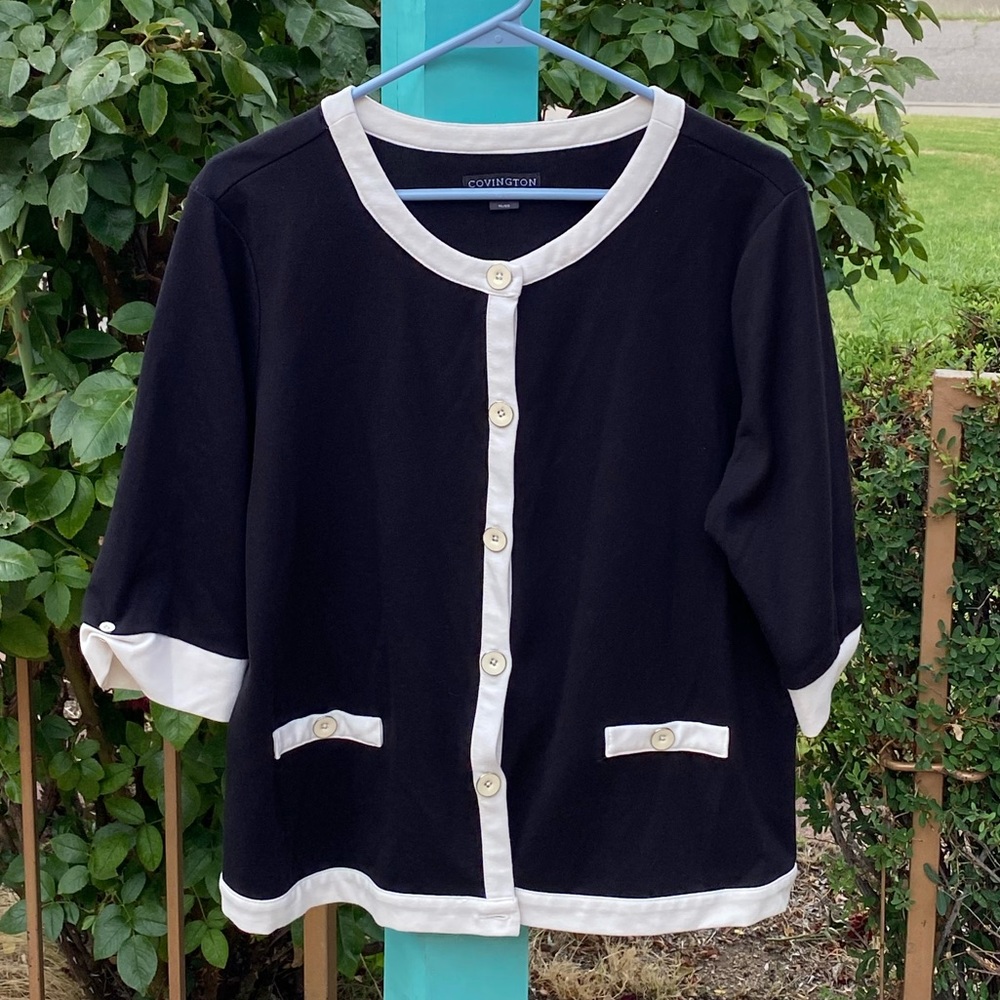 Short Sleeved Black & White Button-Up Sweater